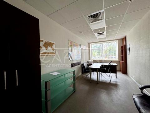 комерційна за адресою Новопечерський пров., 5