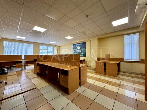 комерційна за адресою Новопечерський пров., 5