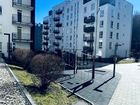 комерційна за адресою Малоголосківська вул., 28