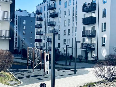 комерційна за адресою Малоголосківська вул., 28