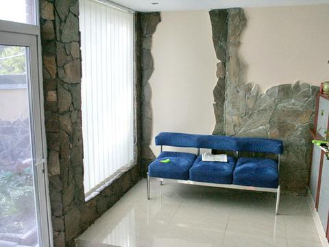 комерційна за адресою Саксаганського вул., 44