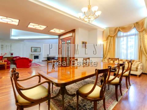 будинок за адресою Київ, Оболонська набережна вул., 7