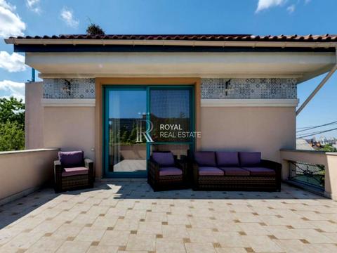 дом по адресу Локомотивна