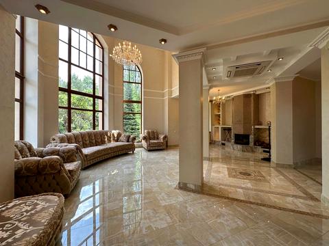 будинок за адресою Центральна