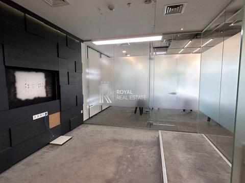 комерційна за адресою Спортивна пл., 1