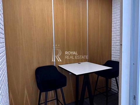 комерційна за адресою Спортивна пл., 1