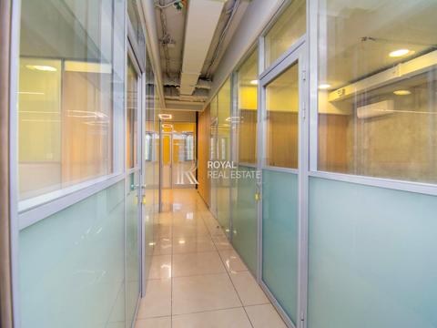 комерційна за адресою Спортивна пл., 1