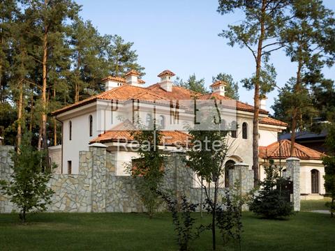 будинок за адресою Вишгородська вул., 1