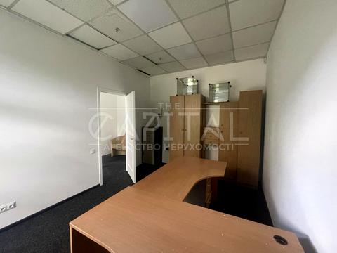 комерційна за адресою Юрія Іллєнка вул. (Мельникова), 5