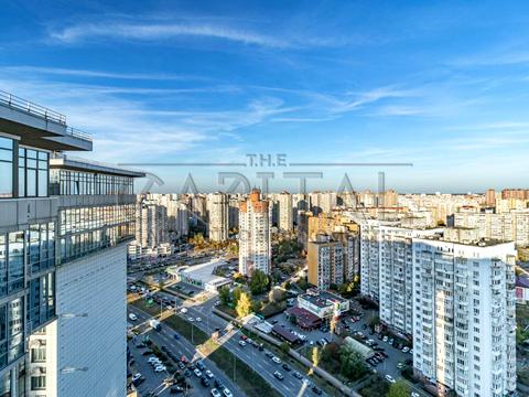 комерційна за адресою Дніпровська набережна вул., 14-А