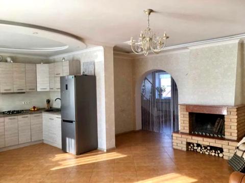 будинок за адресою Юності вул.