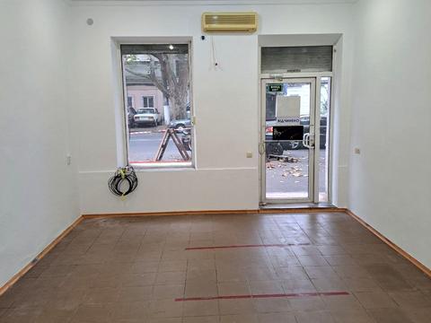 комерційна за адресою Богдана Хмельницького вул., 49