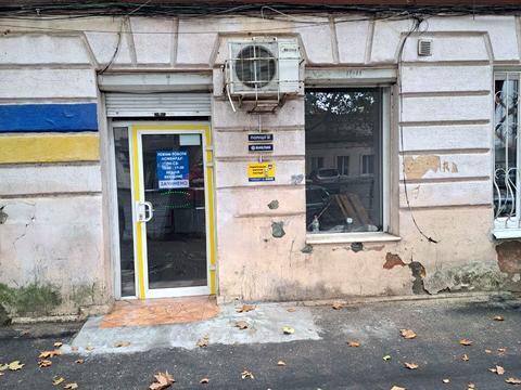 комерційна за адресою Богдана Хмельницького вул., 49