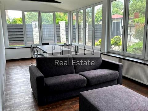 будинок за адресою Богатирська вул., 32