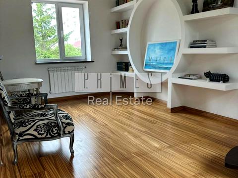 будинок за адресою Богатирська вул., 32