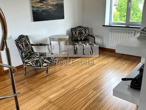 будинок за адресою Богатирська вул., 32