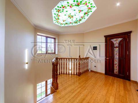 будинок за адресою с. Вишеньки, Кар'єрна вул.