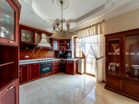 будинок за адресою с. Вишеньки, Кар'єрна вул.