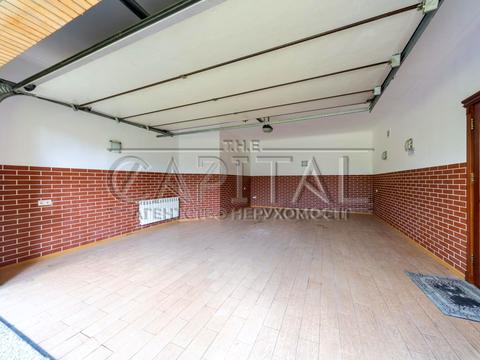 будинок за адресою с. Вишеньки, Кар'єрна вул.