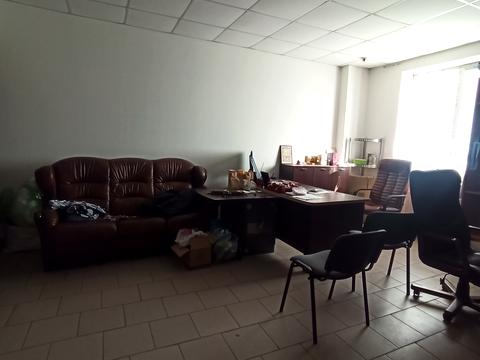 комерційна за адресою Андріївська вул. (Кубасова), 19