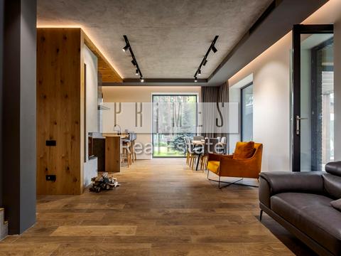 будинок за адресою Військова вул.