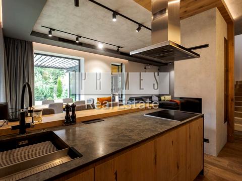 будинок за адресою Військова вул.