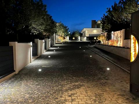 дом по адресу Садовая ул.