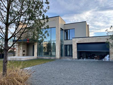 дом по адресу Садовая ул.