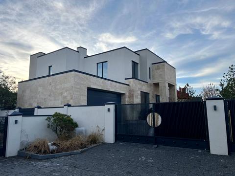 дом по адресу Садовая ул.