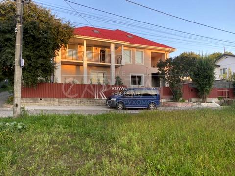 будинок за адресою Холодноярська вул. (Кайсарова)