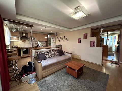 квартира за адресою Половецька вул., 12/42