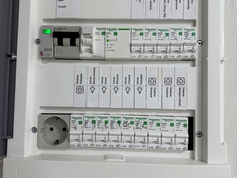 квартира за адресою житловий масив Тополя-2 вул., 35