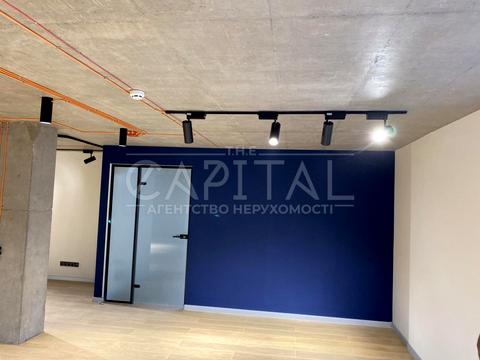 коммерческая по адресу Антоновича ул. (Горького), 131