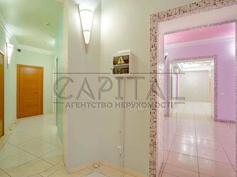 комерційна за адресою Володимира Івасюка просп. (Героїв Сталінграду), 4