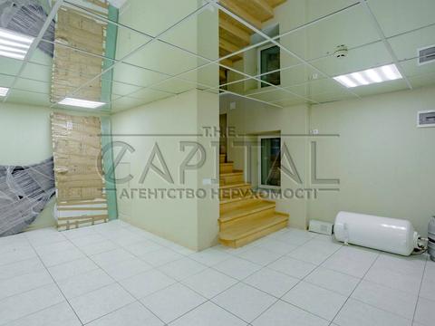 комерційна за адресою Володимира Івасюка просп. (Героїв Сталінграду), 4