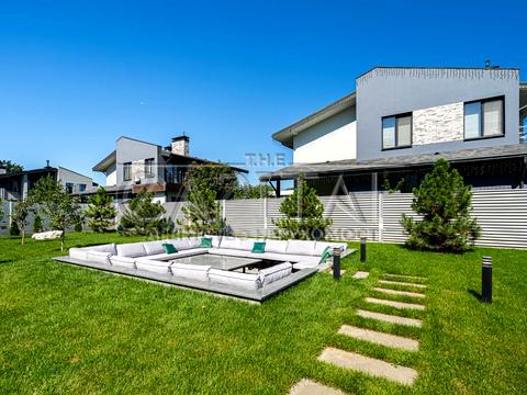 дом по адресу осіння