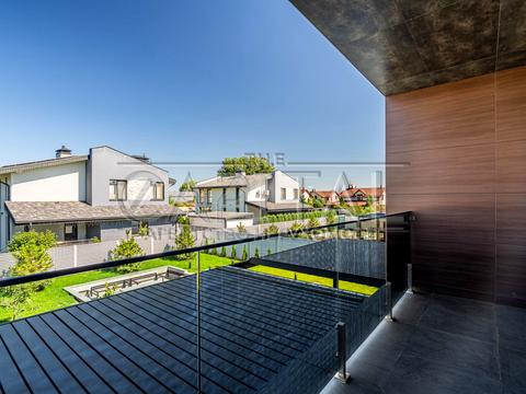 дом по адресу осіння