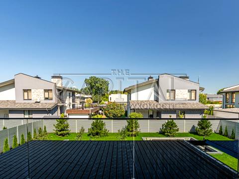 дом по адресу осіння