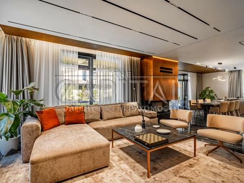 дом по адресу осіння