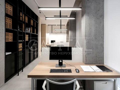 комерційна за адресою Київ, Деміївська вул., 13