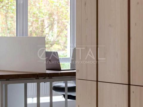 комерційна за адресою Київ, Деміївська вул., 13