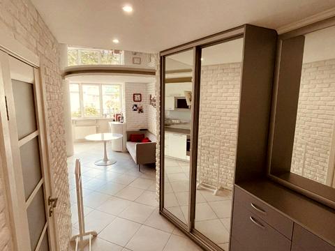 квартира за адресою Зодчих вул., 50-Б