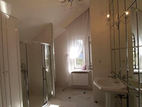 будинок за адресою Прорізна вул.