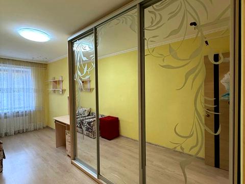 квартира по адресу Степана Бандеры ул., 18а