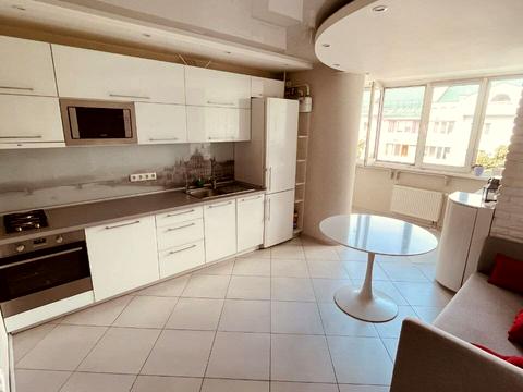 квартира за адресою Зодчих вул., 50-Б