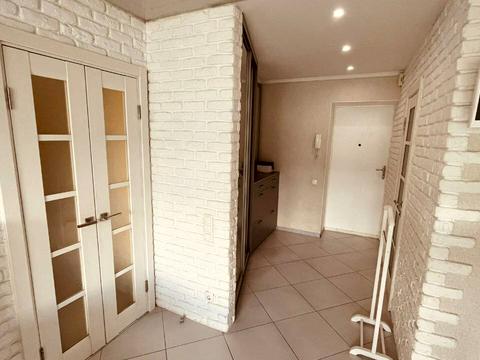 квартира за адресою Зодчих вул., 50-Б