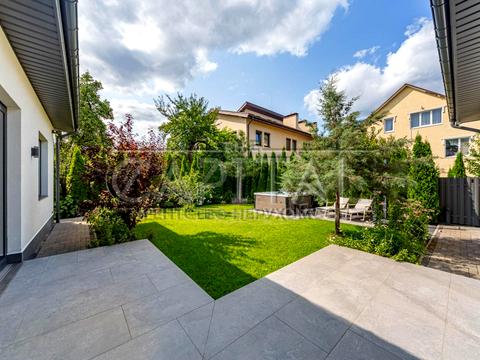 будинок за адресою Малинова вул., 4