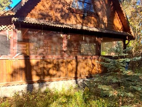 будинок за адресою Травнева