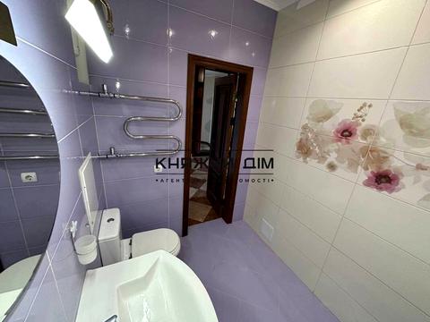 квартира за адресою Голосіївський просп. (40-річчя Жовтня), 30-В