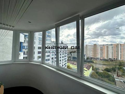 квартира за адресою Голосіївський просп. (40-річчя Жовтня), 30-В